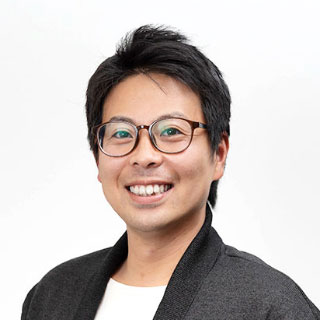 取締役「伴 真介」の顔写真